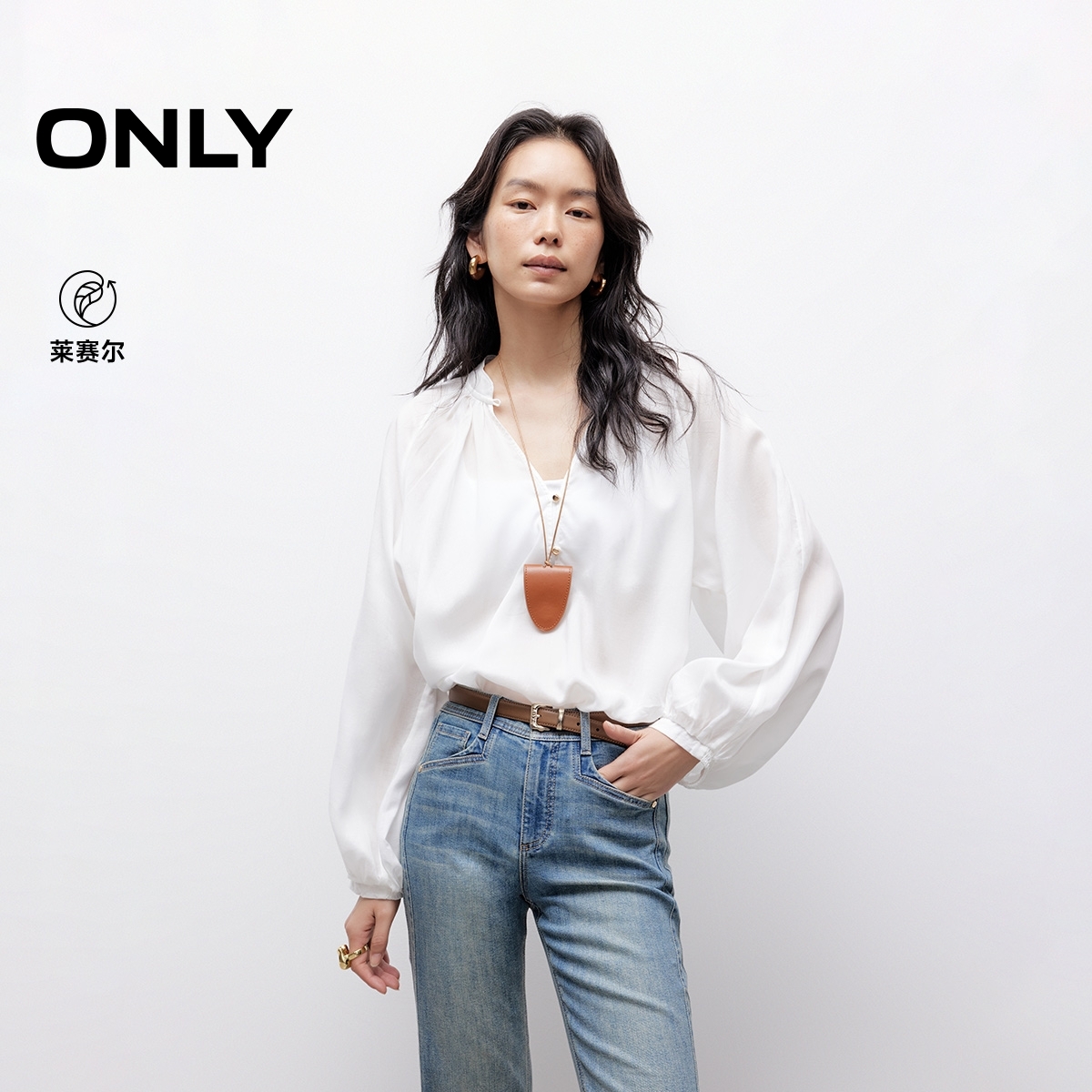 ONLY25秋季新款气质法式慵懒风宽松V领泡泡袖雪纺衫女|125151004