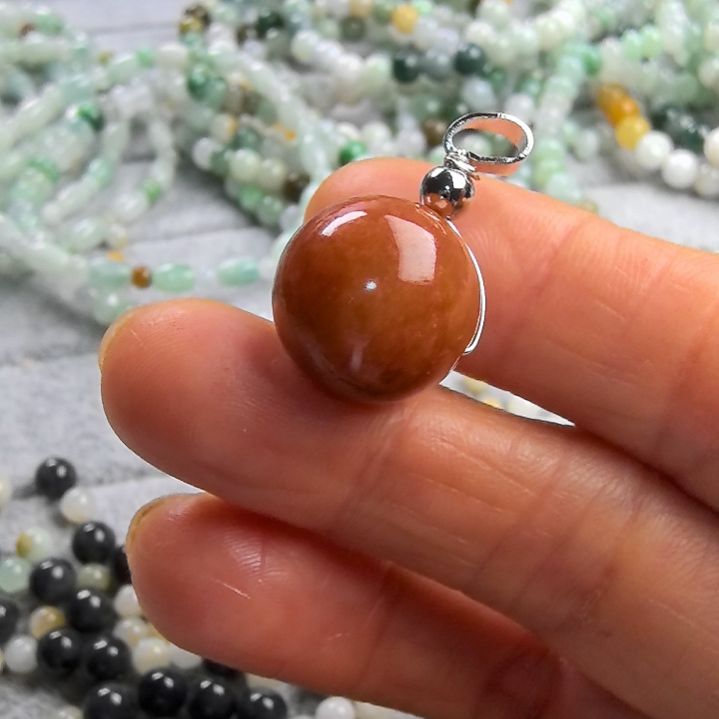 翡翠颈饰未镶嵌吊坠