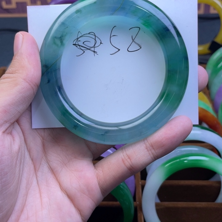 仿水晶非金属所以