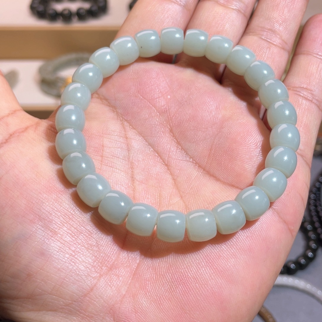 和田玉未镶嵌手串