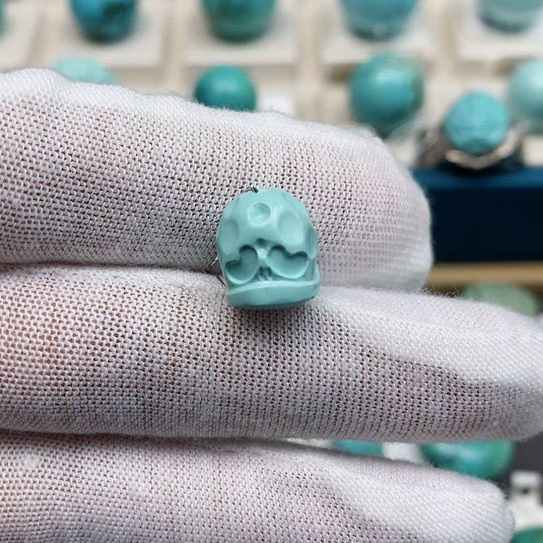 绿松石配饰未镶嵌