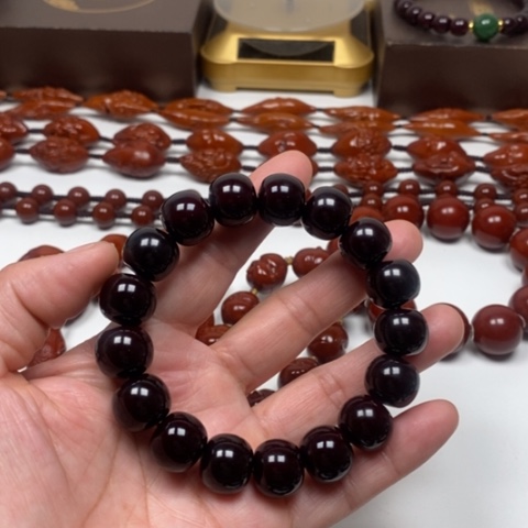 橄榄核吊坠兵*哥猴头手串