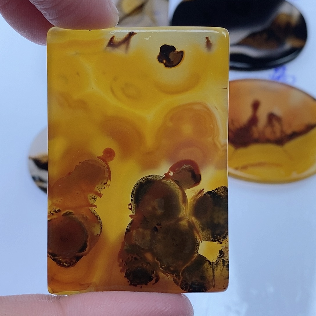 玛瑙/玉髓未镶嵌珠宝半成品