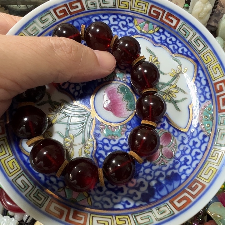 天***虹瓷片漂亮漂亮陪漂亮姐姐