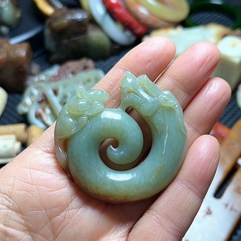 白玉菩提吊坠摆件