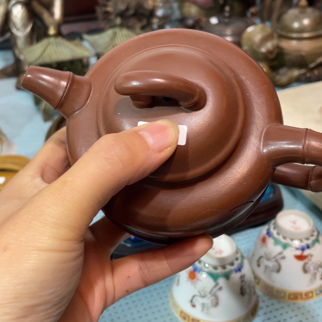 大***地铜摆件 小物件一个。 