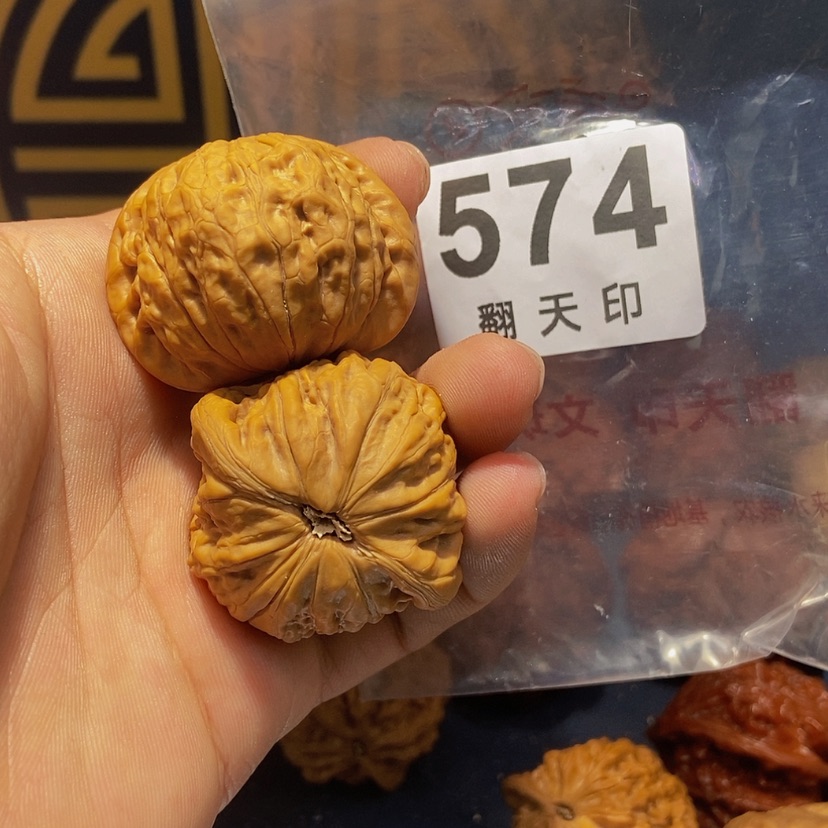 【闪购商品】核桃手串/手链铁锤的