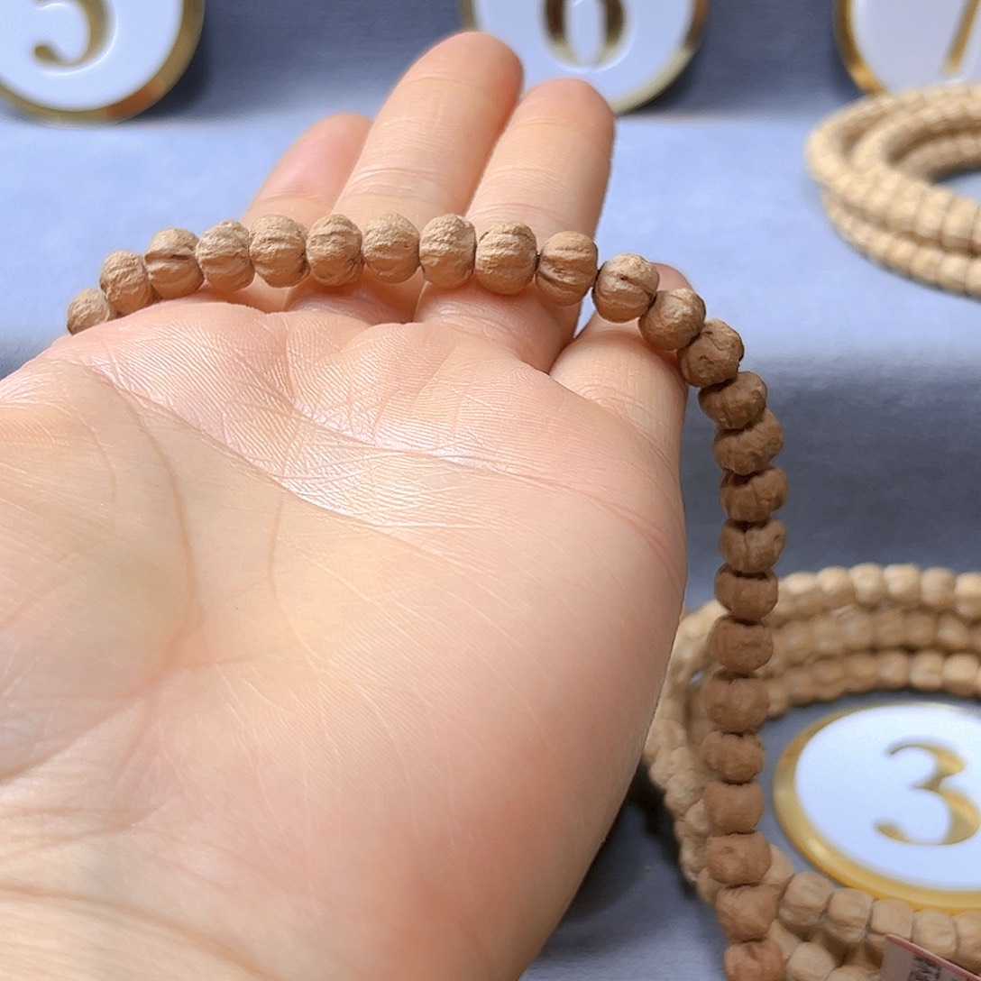 柏香籽/百香籽手串子*.