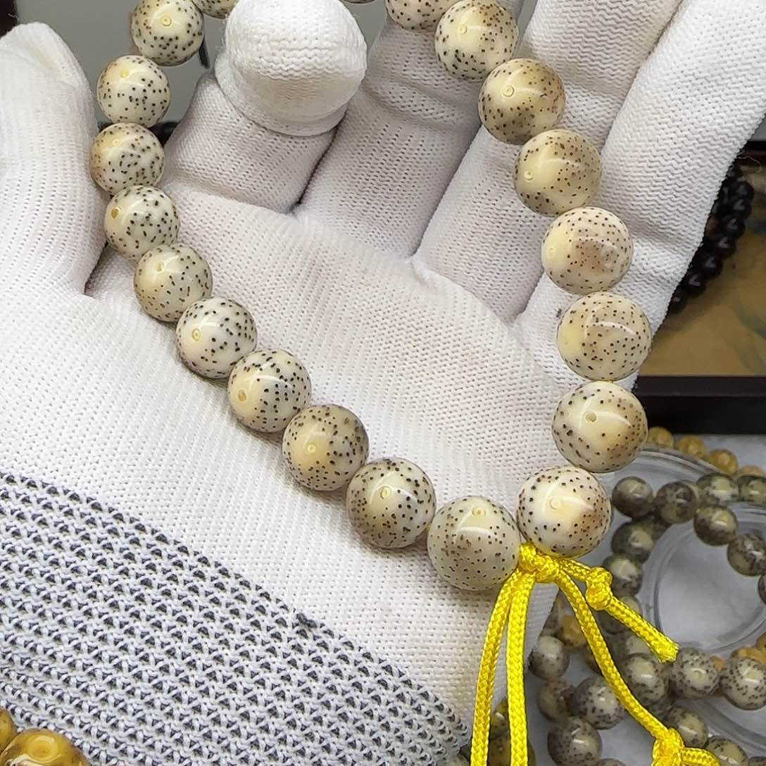 星月菩提手串曹**也卡11正圆针尖星