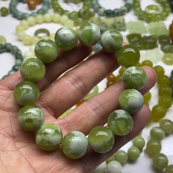 蛇纹石玉手串16未镶嵌