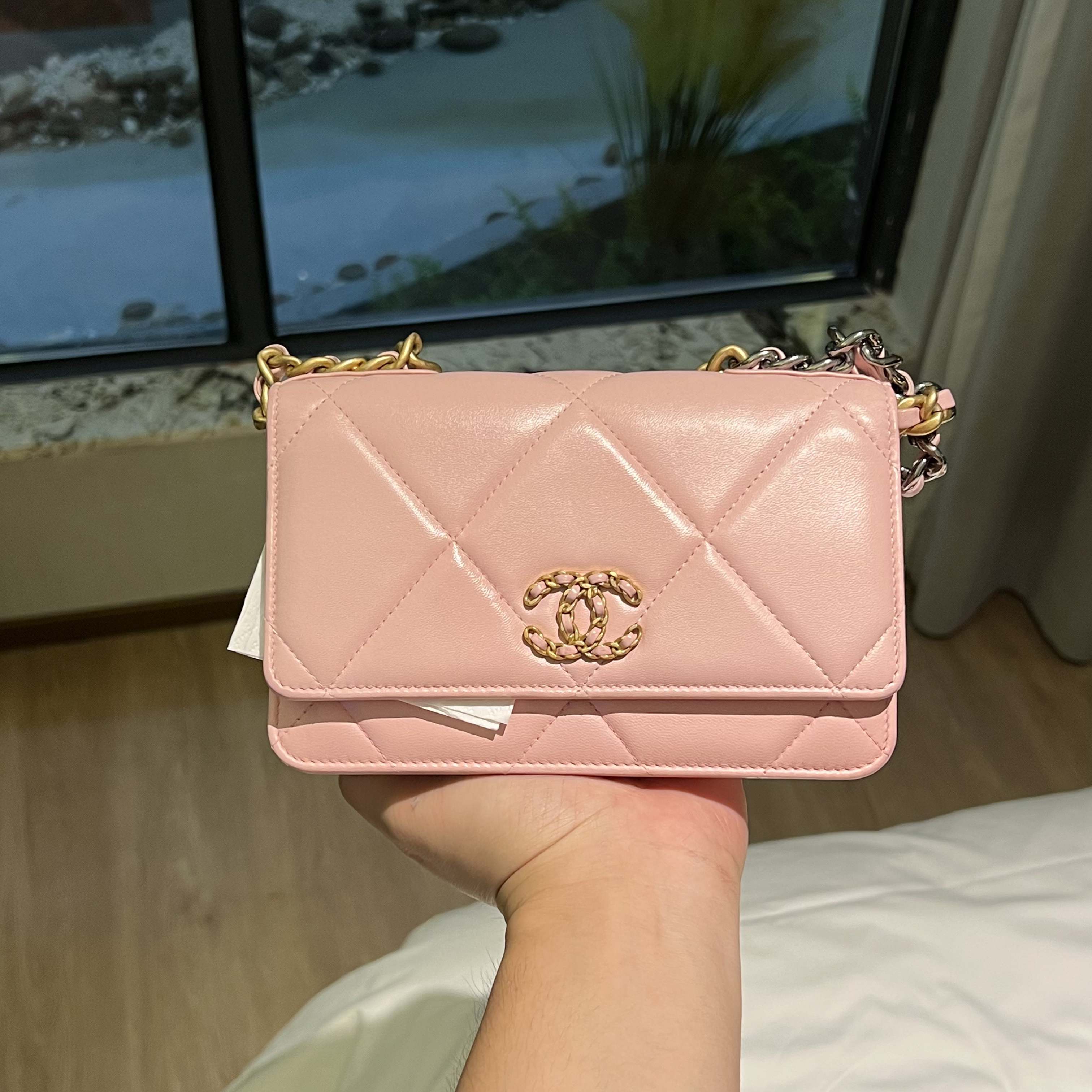 99新 Chanel/香奈儿 22B 粉色金扣羊皮19bag woc单肩斜挎包