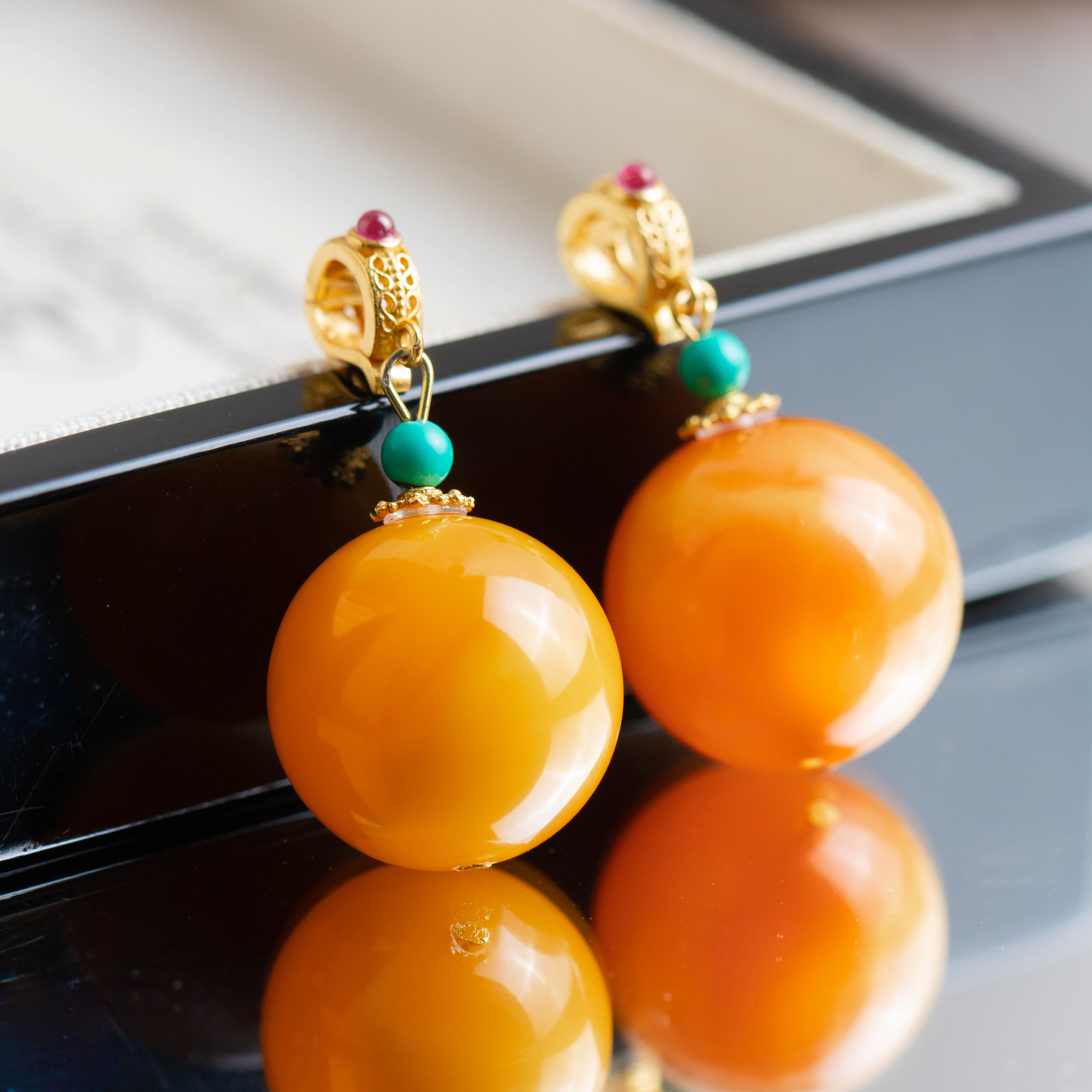 S925银镶嵌蜜蜡圆珠吊坠不含链（多样性发货 发其一）