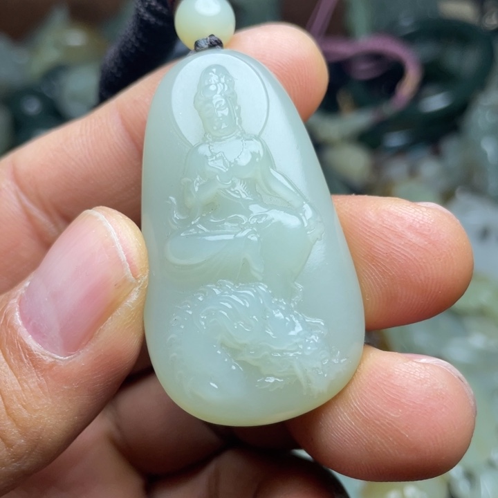 和田玉未镶嵌颈饰