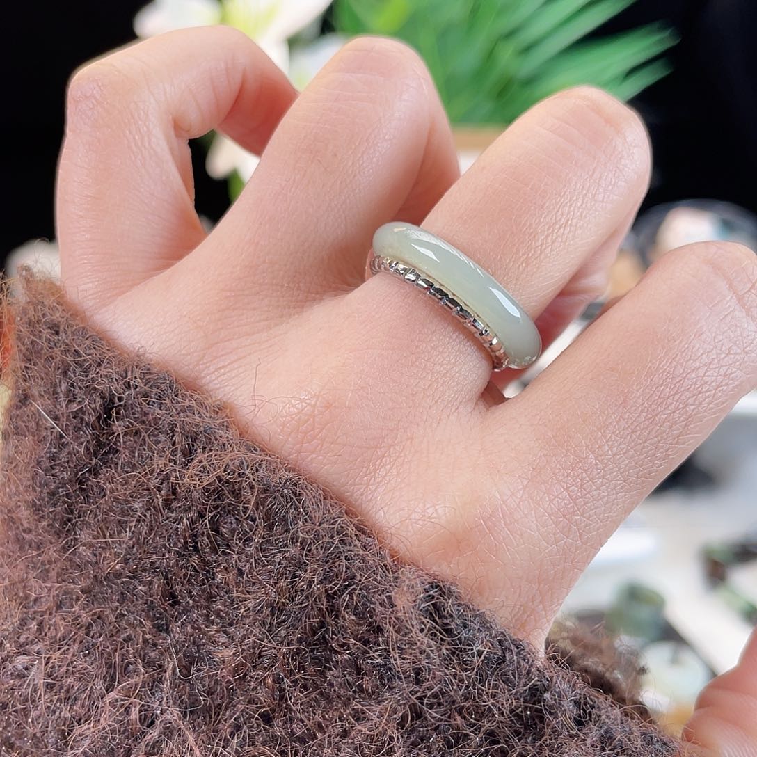 和田玉未镶嵌戒指E46奶蓝细条16.9不退换