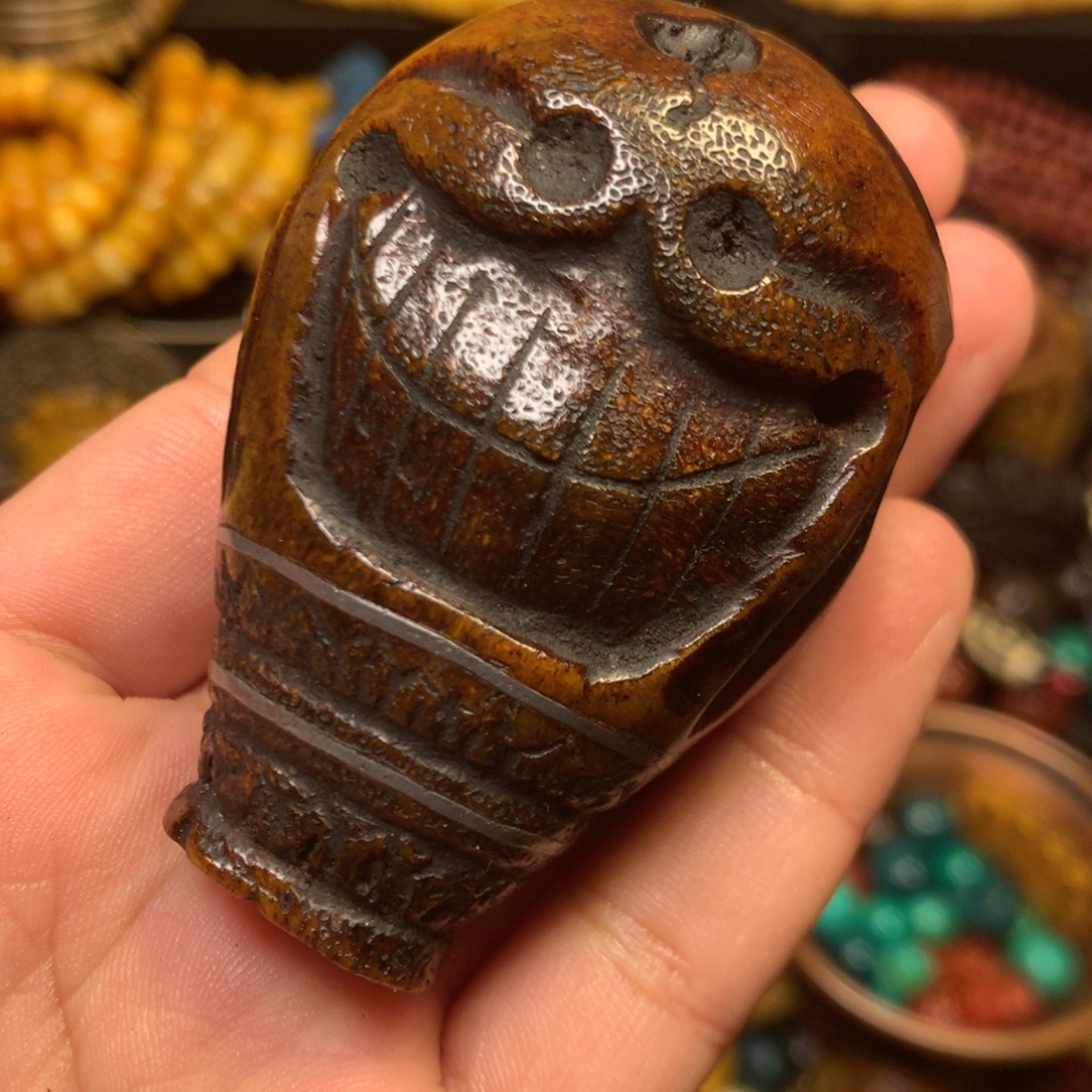 泥塑娘啦擦擦骰子