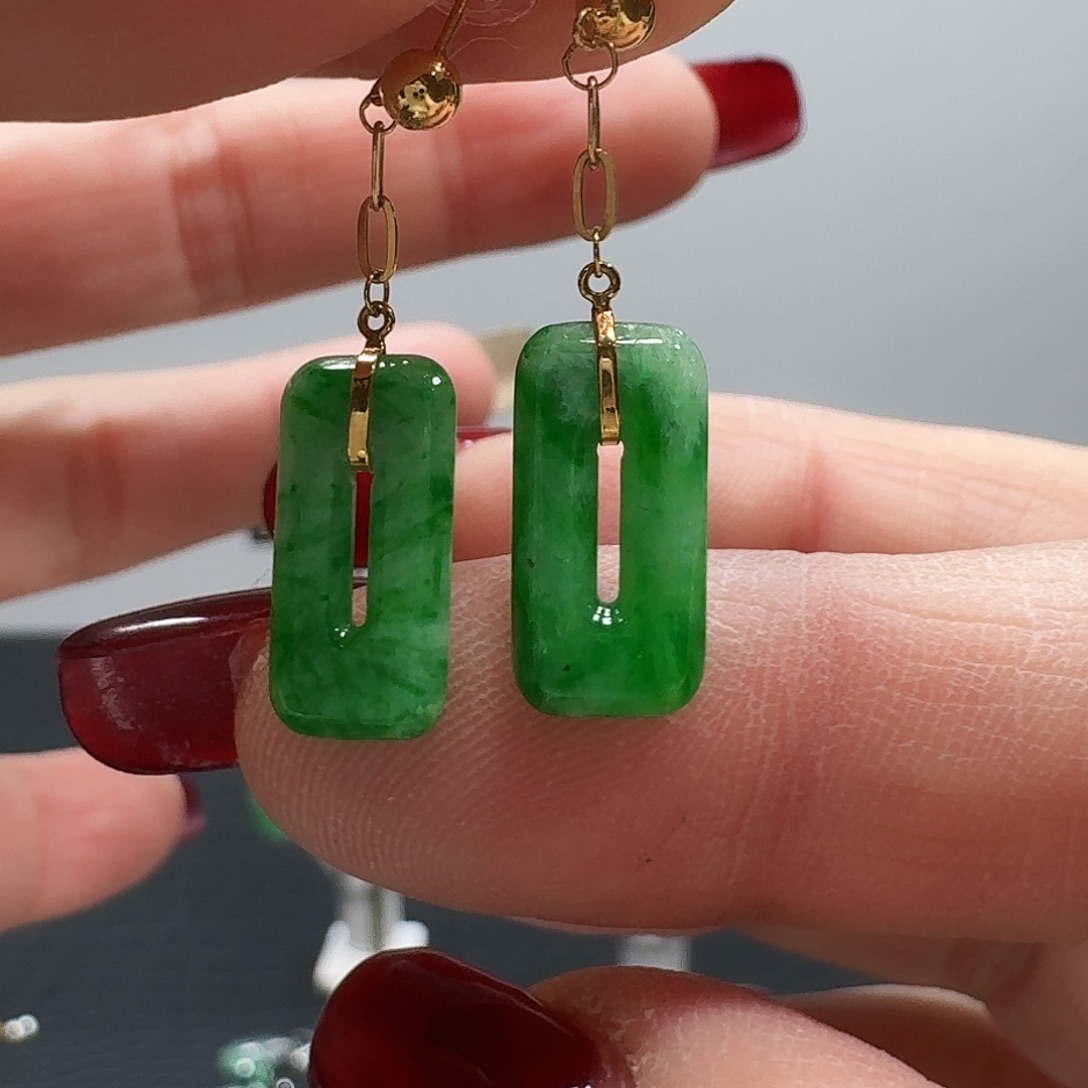 翡翠耳饰18K金镶嵌耳钉