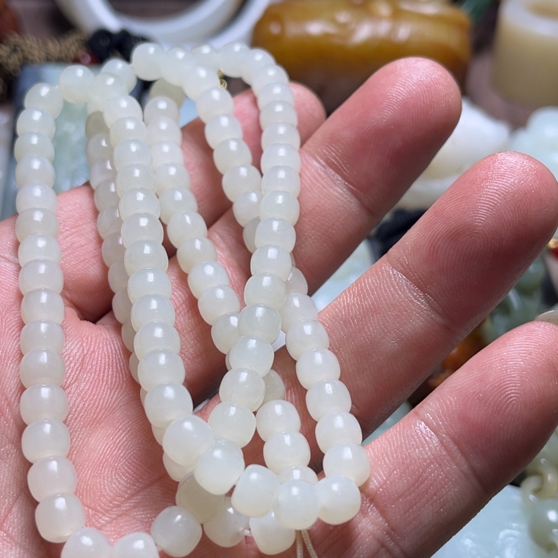 用***水和田玉未镶嵌挂件