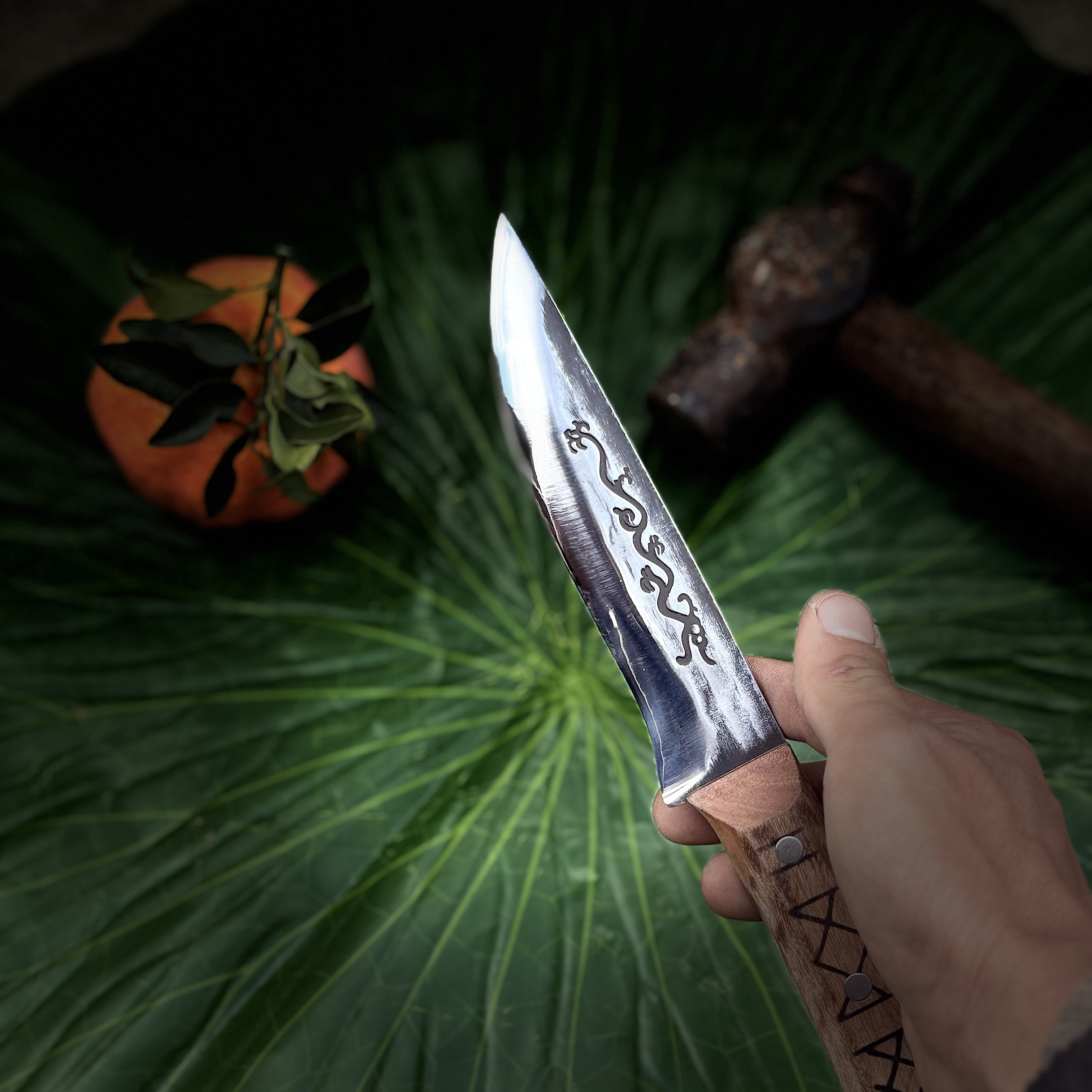 2号云南手工锻打夹钢商用家用分肉水果手工刀