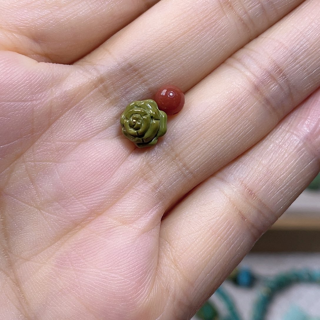 未镶嵌配饰南红玛瑙