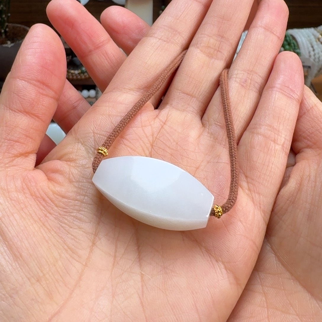 和田玉（糖玉）未镶嵌手链