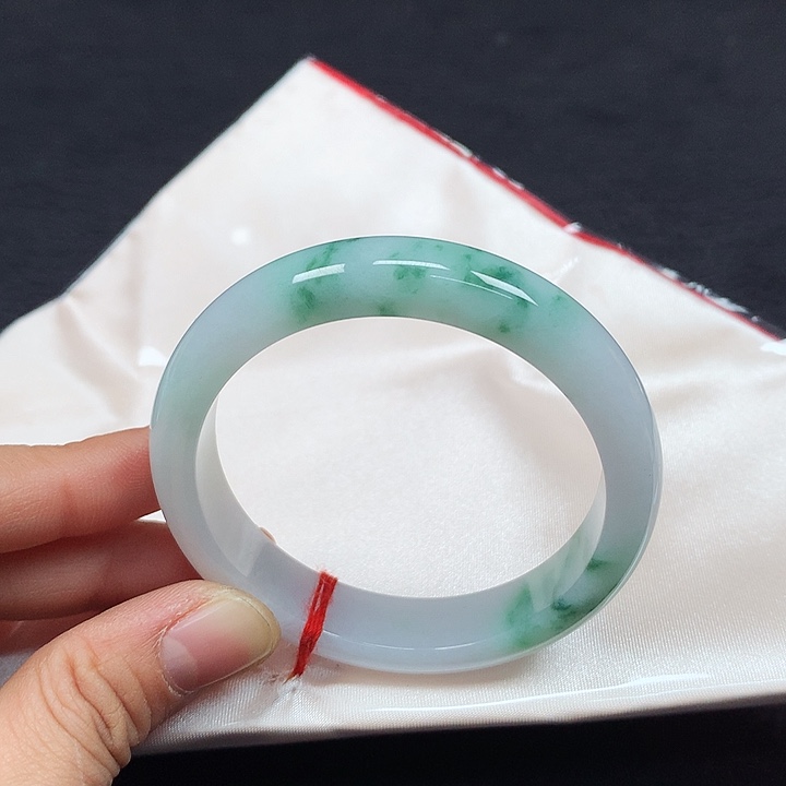 未镶嵌手镯翡翠53圈