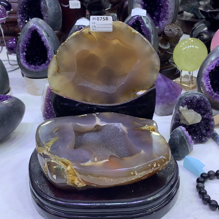 水晶聚宝盆未镶嵌有****了0758