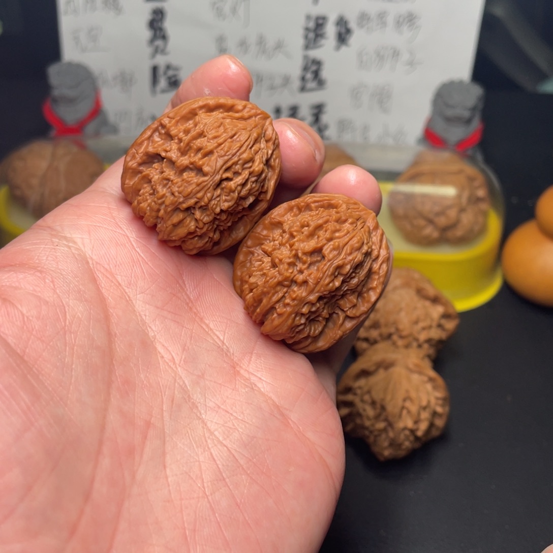 文玩核桃把件32全品南疆石手捻（精品）
