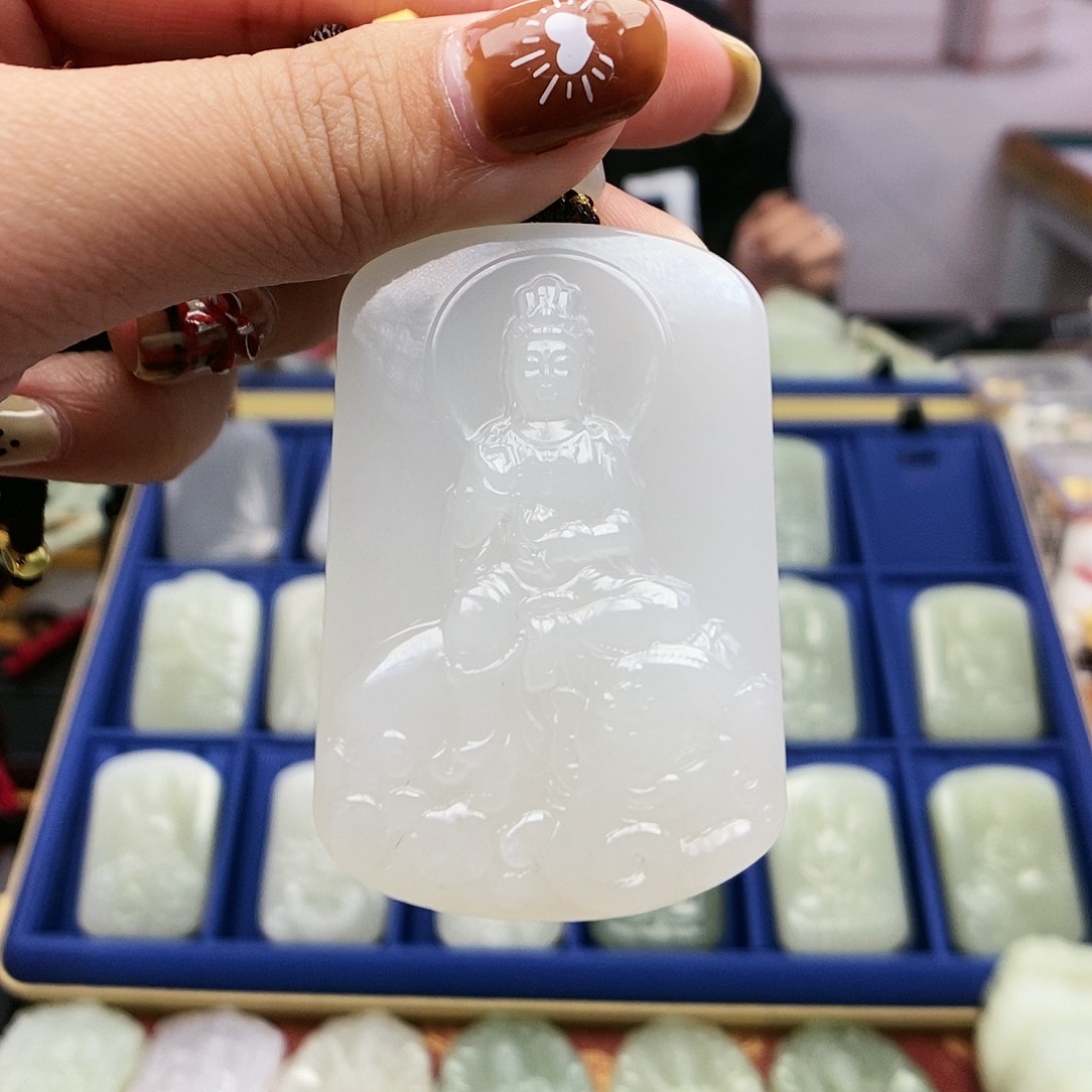 【闪购商品】和田玉颈饰未镶嵌天****院