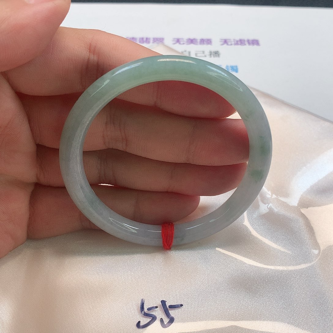 翡翠手镯（圆镯）未镶嵌319号