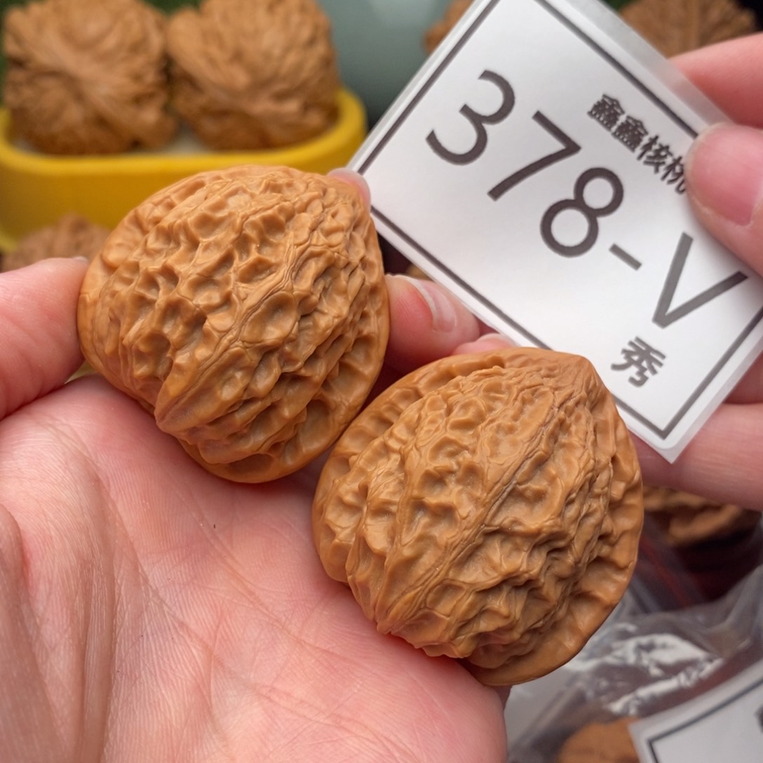 文玩核桃把件金牛39