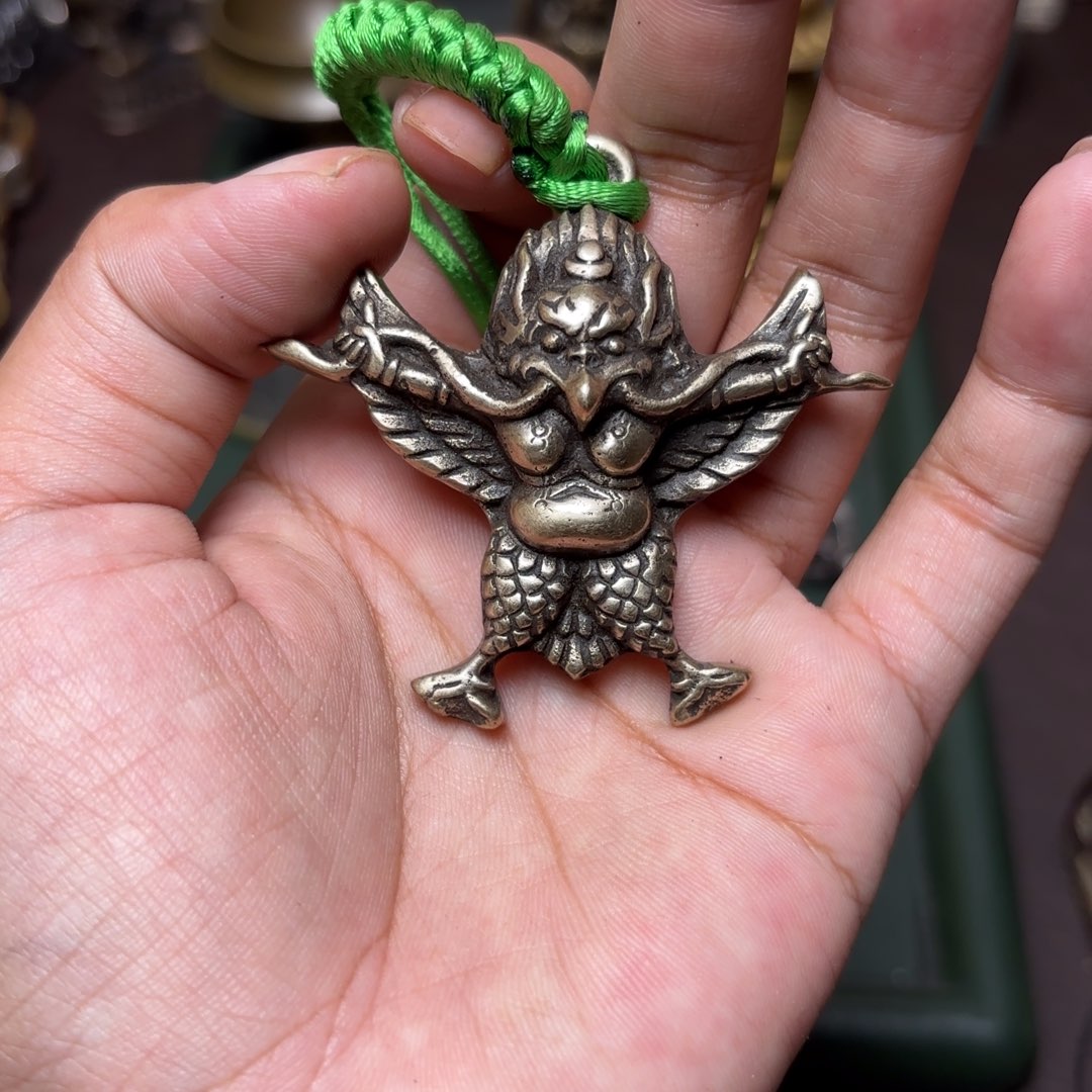 铜星月菩提吊坠项链