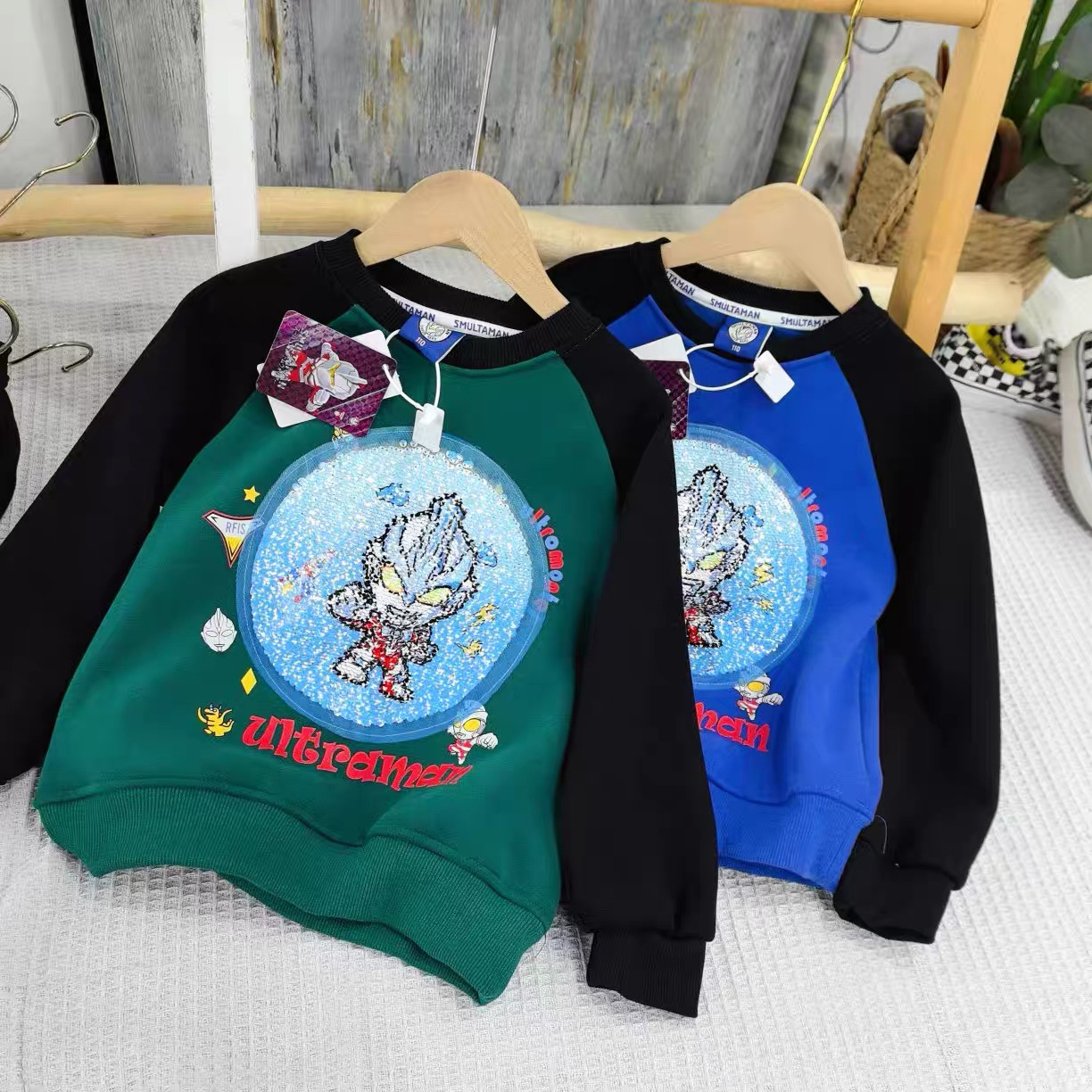 奥特曼翻转亮片变色加绒卫衣秋冬男童中大童上衣