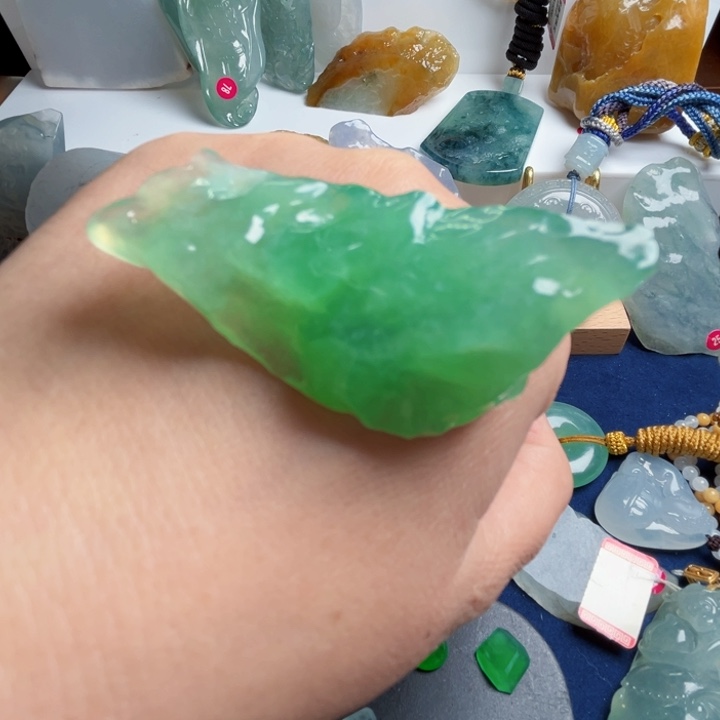 翡翠未镶嵌颈饰天然翡翠