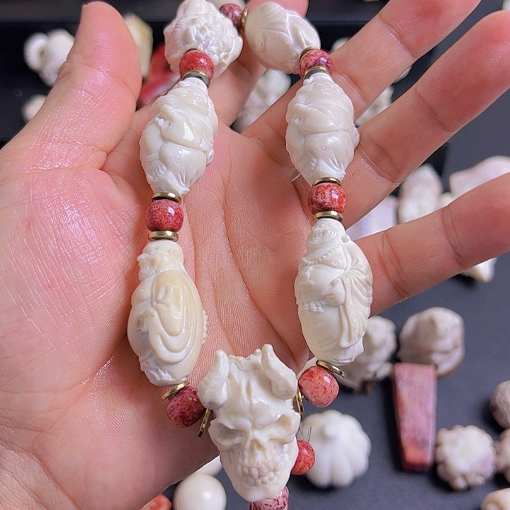 用****9养殖鹿角雕刻手串