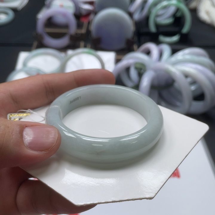 未镶嵌手镯翡翠正圈