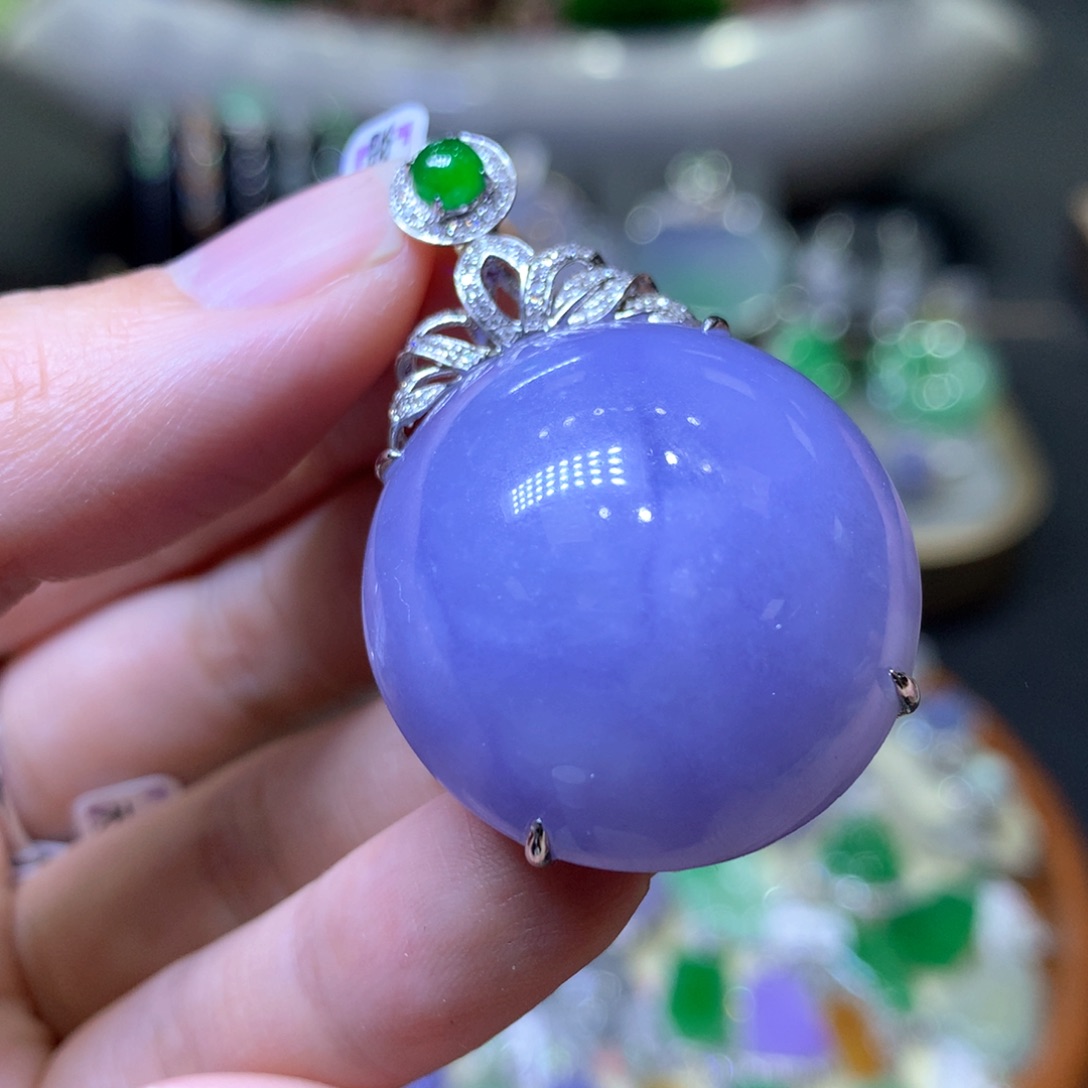 【闪购商品】翡翠颈饰18K金镶嵌翡翠吊坠项链