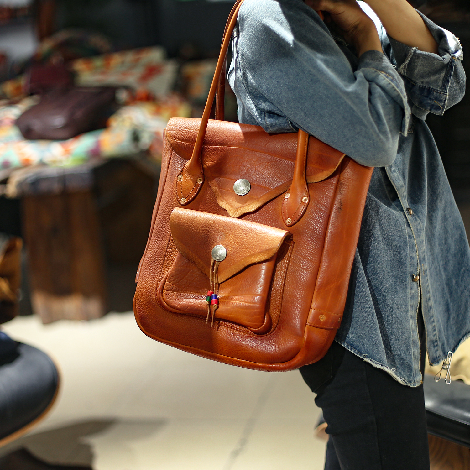 复古植鞣托特包洗水工艺单肩腋下头层牛皮黄铜五金原始粗犷小众范