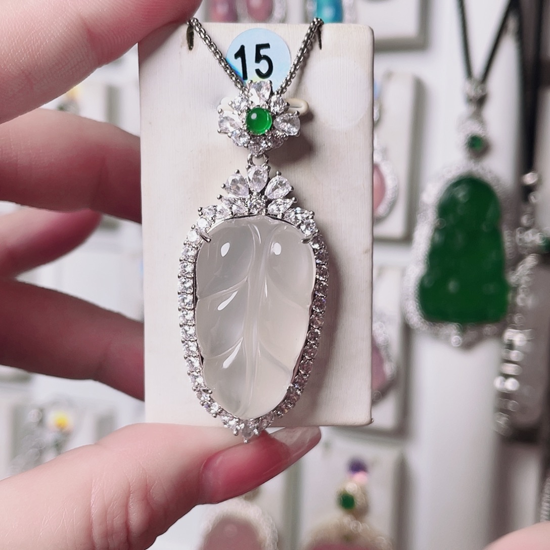 玛瑙/玉髓未镶嵌颈饰