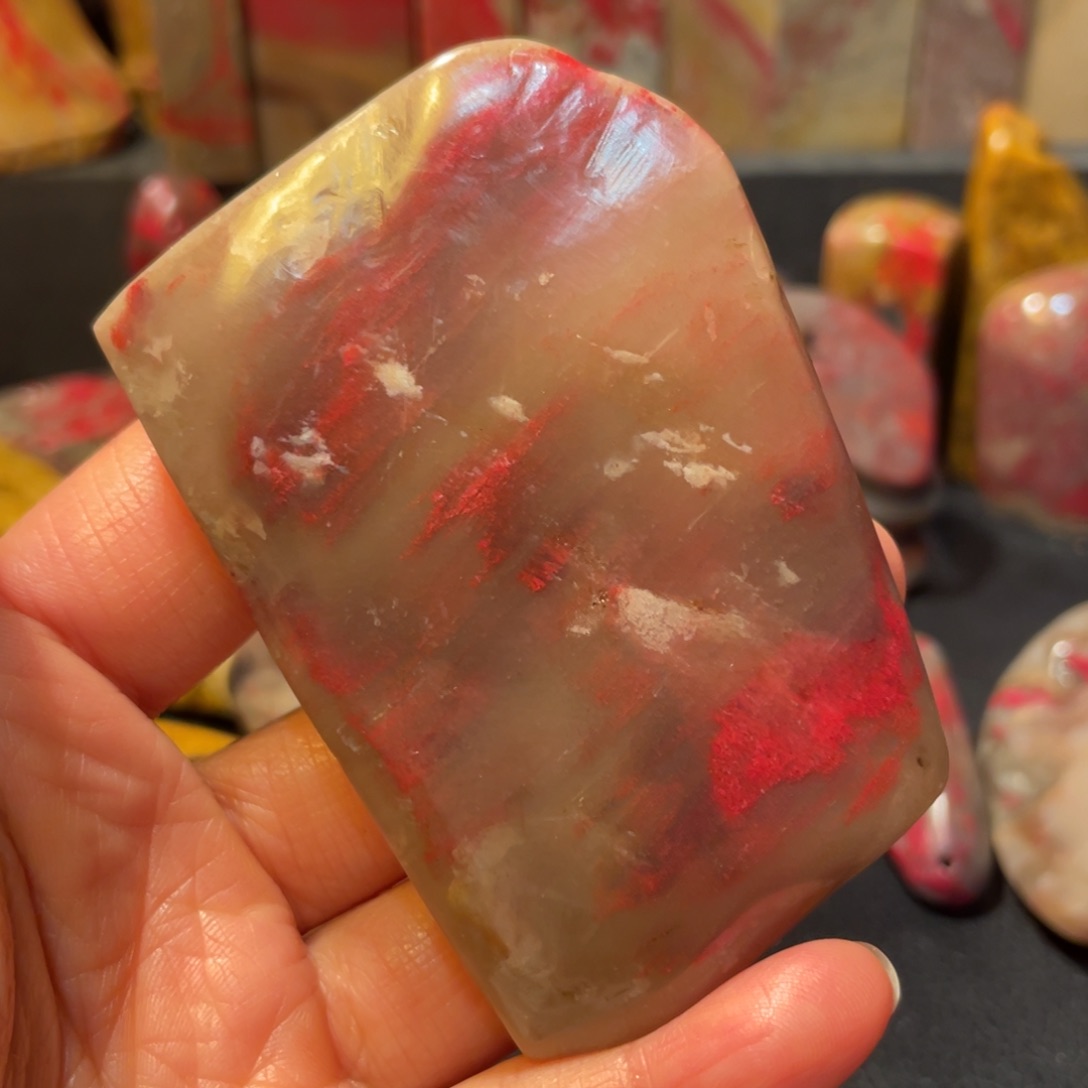 昌化石木**堂昌化鸡血石