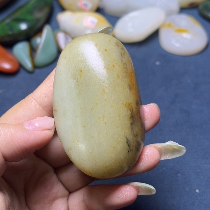 未镶嵌和田玉珠宝奇石