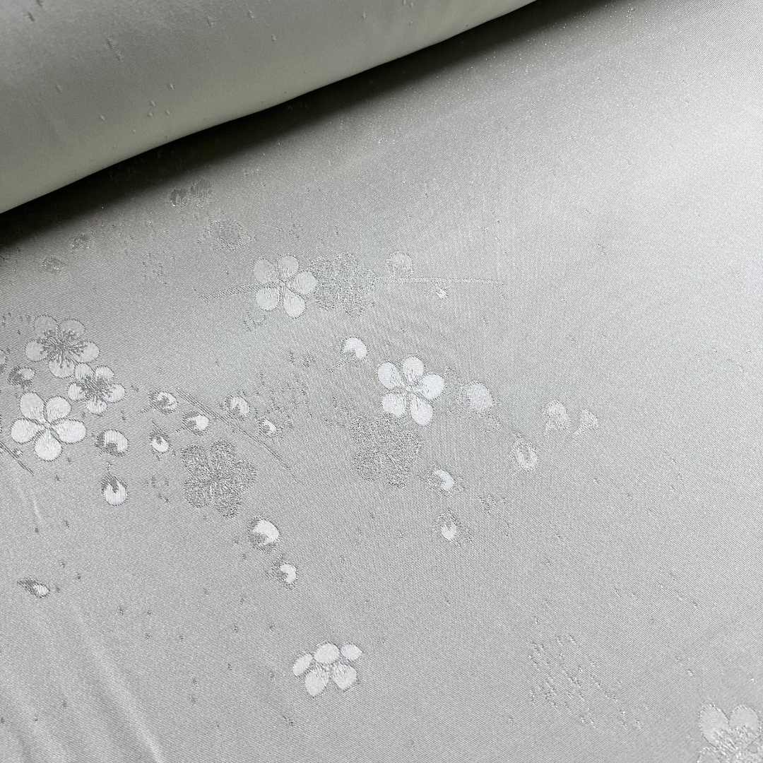 【楚娇】24-鸭蛋青织银梅花  百分百桑蚕丝  70门幅正绢