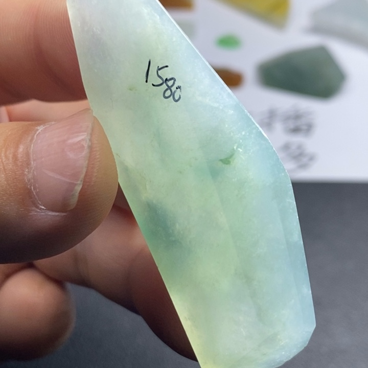 定制翡翠未镶嵌包工