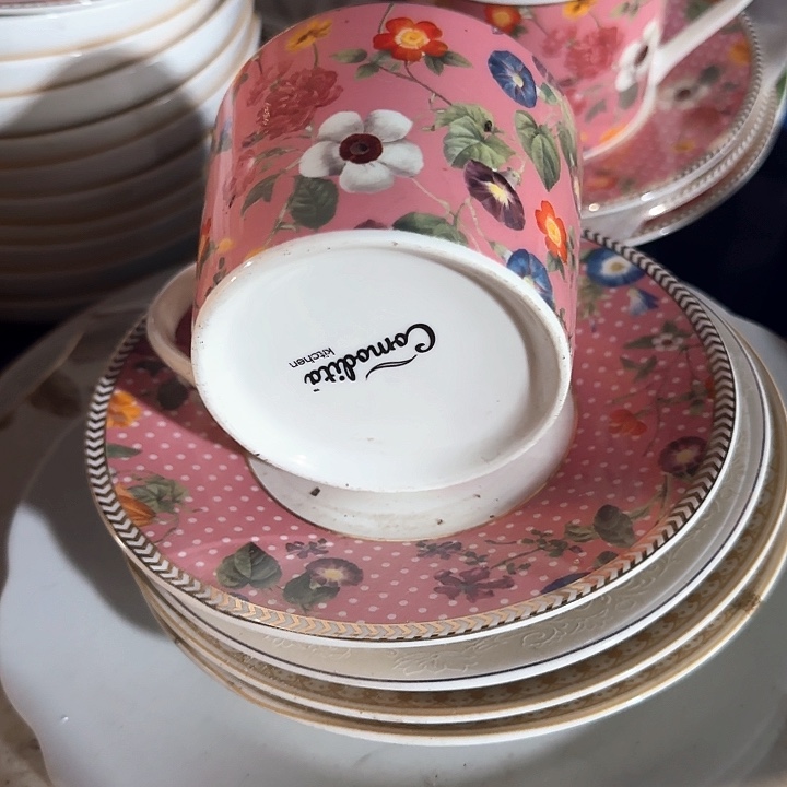 搪瓷微瑕疵四杯四碟