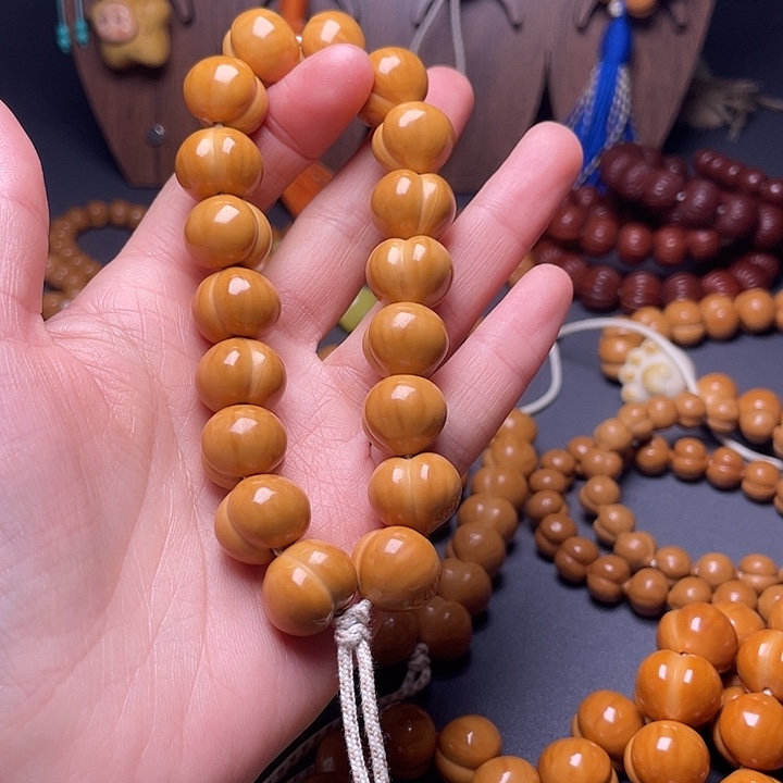 猴头核桃吊坠15尺寸柯基屁桃