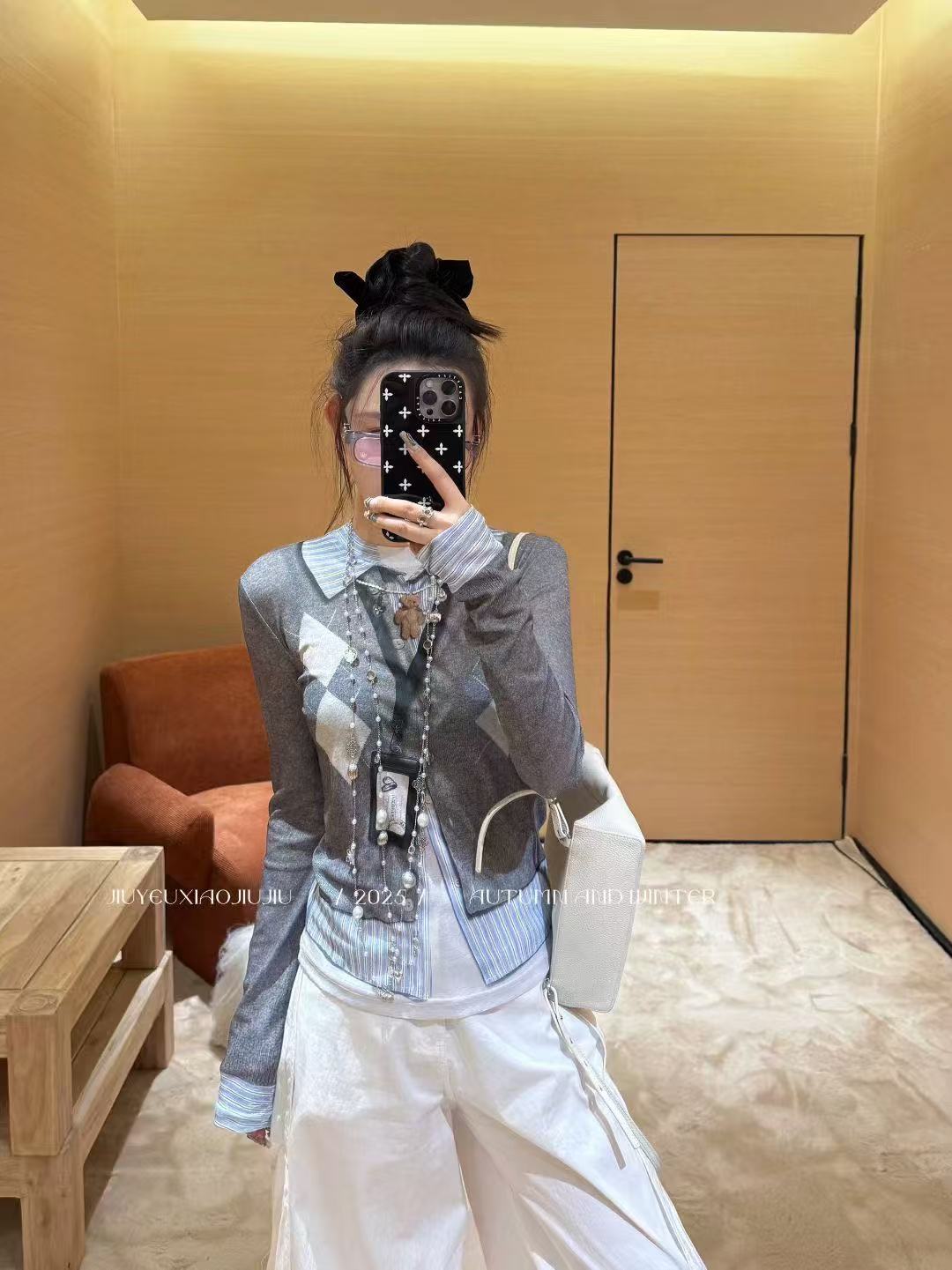 韩版实拍设计感印花圆领长袖T恤女2025秋季新款修身洋气百搭上衣