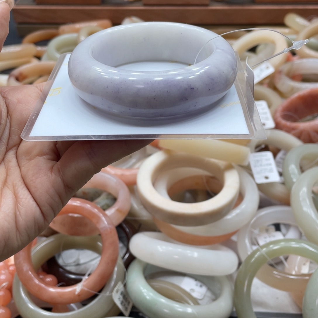 石英质玉手镯未镶嵌橘***糖