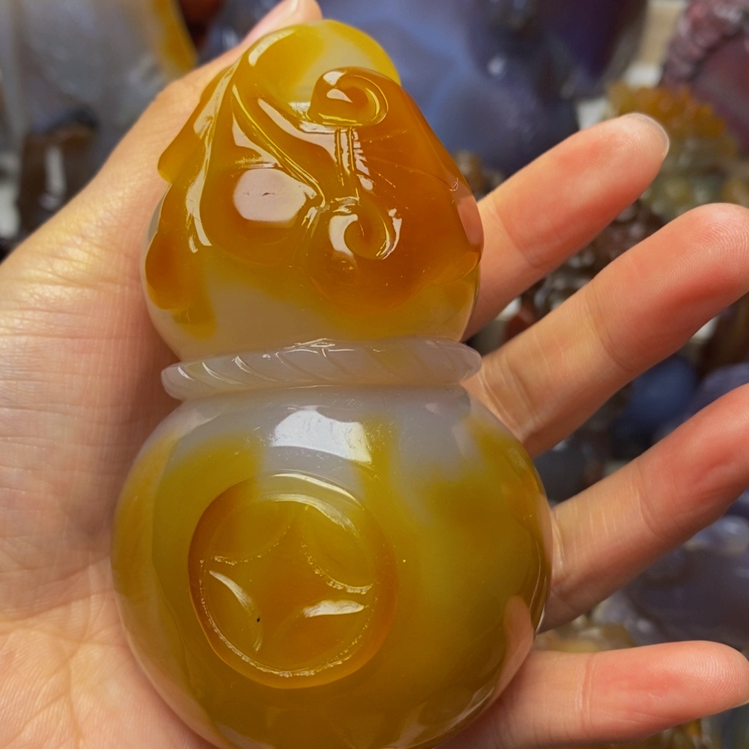 玛瑙/玉髓手把件未镶嵌