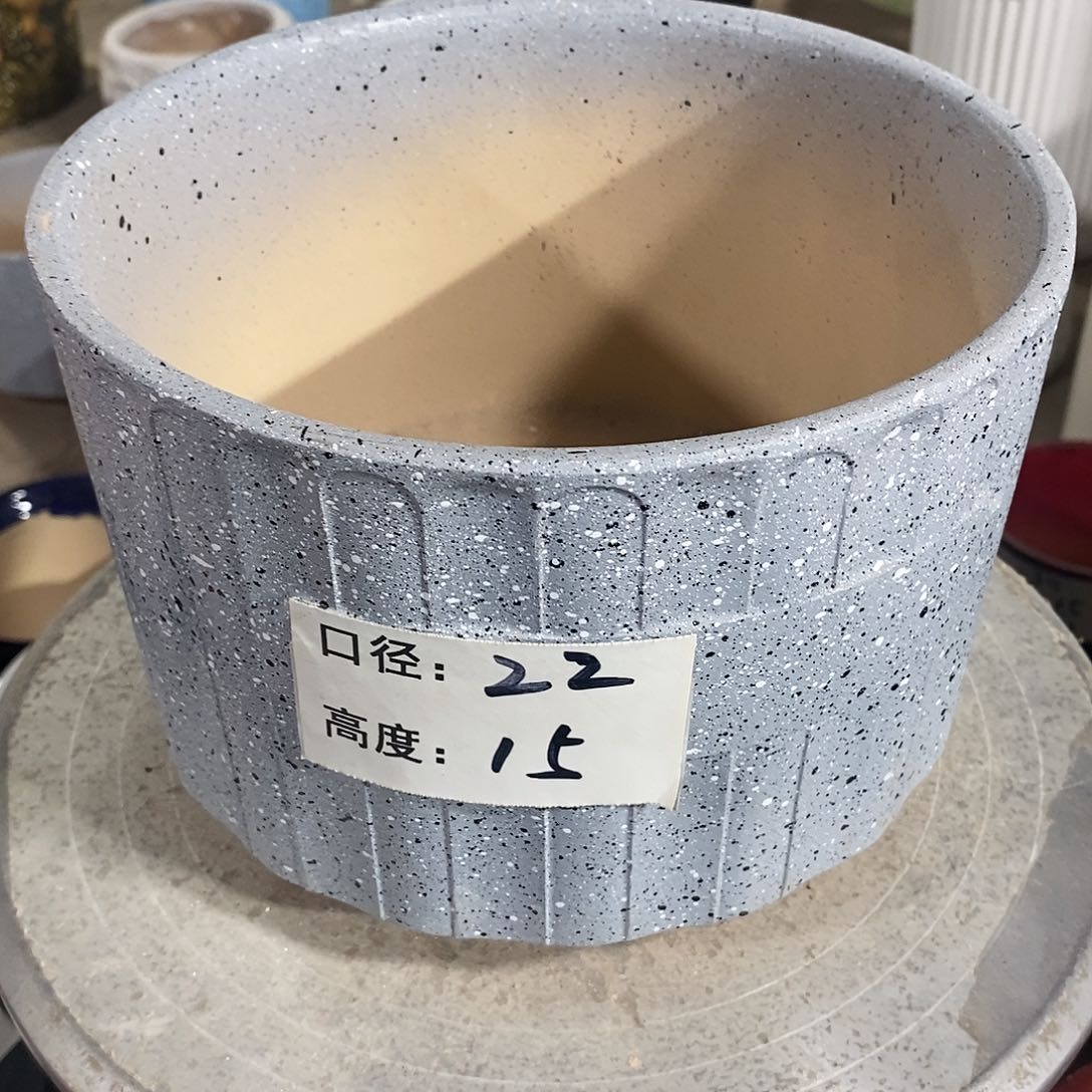 【闪购商品】陶瓷微瑕花盆-027-1个灰