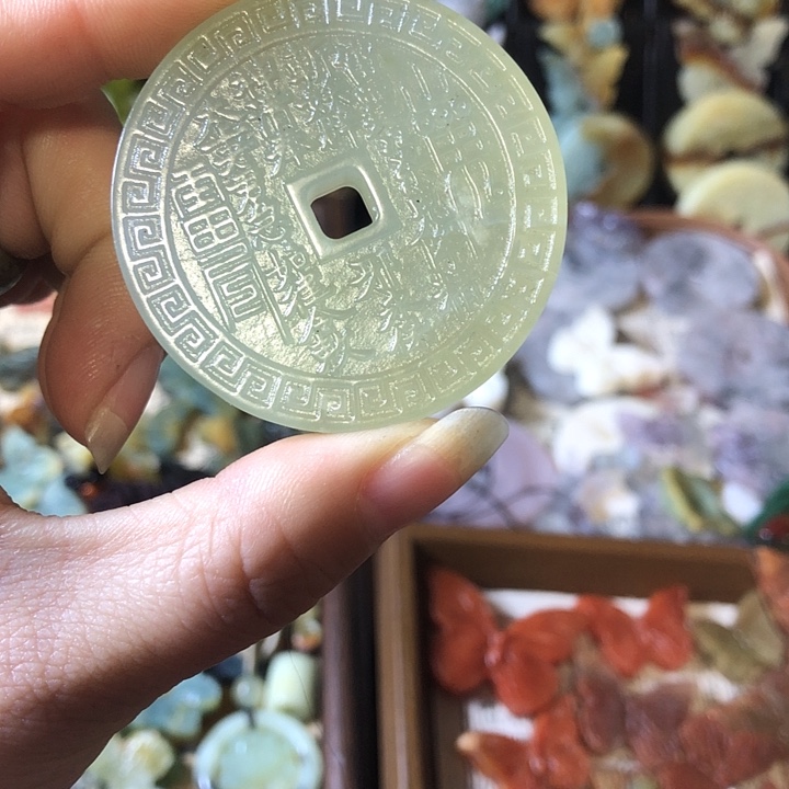 岫玉未镶嵌岫玉挂件