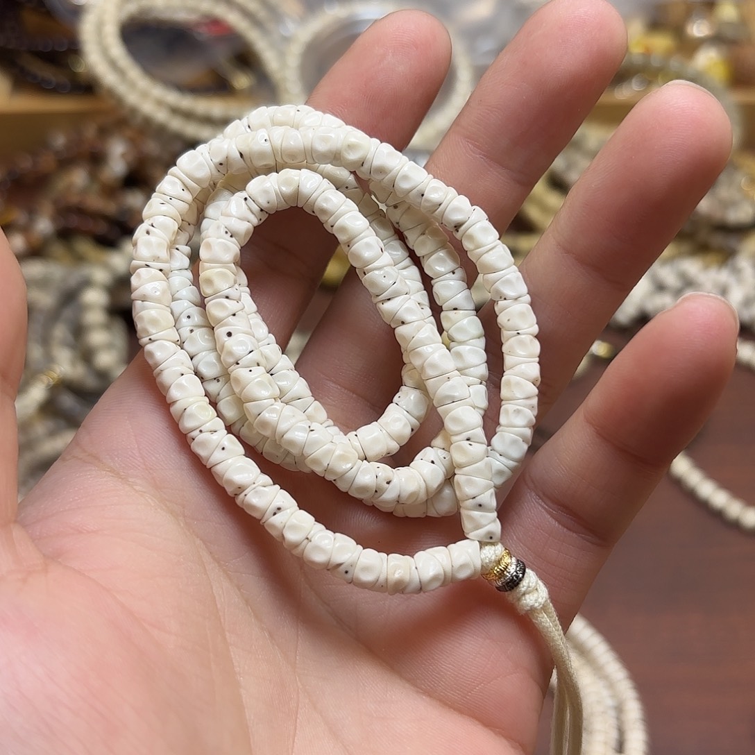 星月菩提吊坠压车